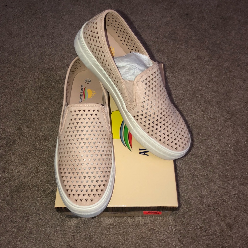 Aloha Island slip on
